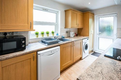 STELLA'S COTTAGE- Cute Traditional Home In South West By STAE-Homes photo 16