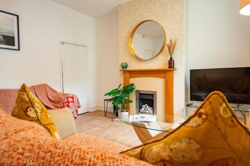 STELLA'S COTTAGE- Cute Traditional Home In South West By STAE-Homes photo 12
