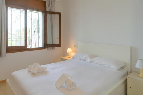 WELCS APARTAMENTO 243 EMP con terraza con vista