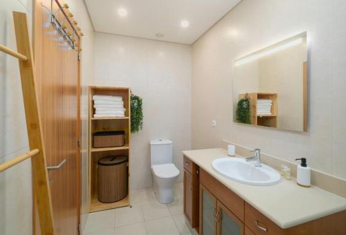 Ένα μπάνιο στο HALT Apartment