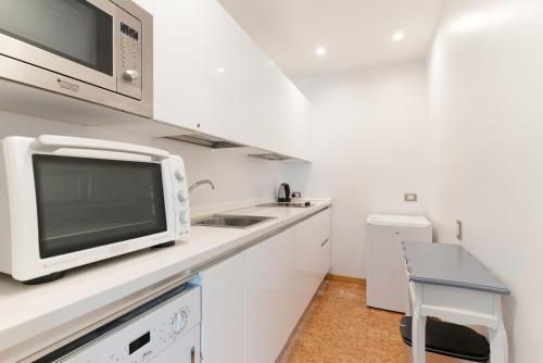 GuestHost - Cosy Central Apt Milano Missori M3