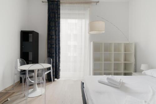 GuestHost - Cosy Central Apt Milano Missori M3