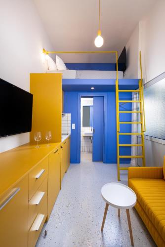 Kuchyň nebo kuchyňský kout v ubytování BARD apartments, Athens
