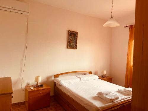 Gallery image of COMFORT GUEST ROOMS Vila HM in Sarandë