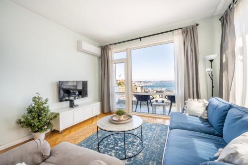 Stay Beyond the Bosphorus #4