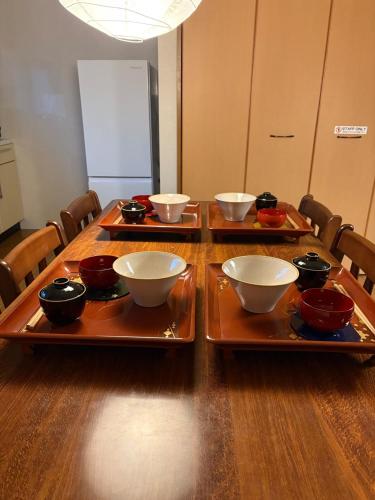 Newly opened special price ,Traditional Japanese house 130 m2 private,3 bedrooms,Fountain,Zen Japanese garden,2 free parking spaces