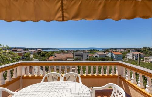Stunning Apartment In Rab