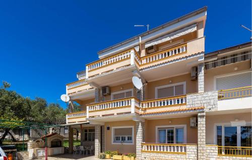 Amazing Apartment In Rab With House Sea View