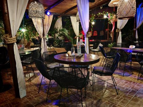 Εστιατόριο ή άλλο μέρος για φαγητό στο Casa Juntos