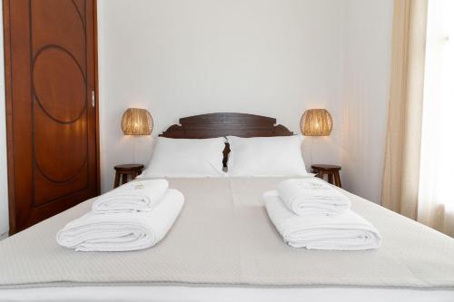 Postel nebo postele na pokoji v ubytování Mirsini Apartments in Sifnos