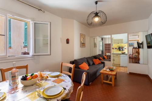 VUE ROSSETTI AP4465 by Riviera Holiday Homes