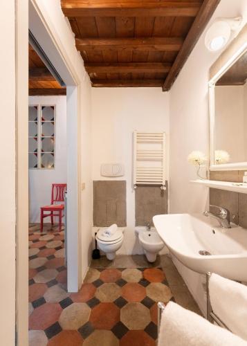 Keys of Italy - F1 - Fiesolana 24 - Santa Croce one bedroom apartment for couples