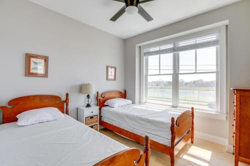 Gallery image of Steps From Sand and Fun Beach Haven Retreat with Pool in Beach Haven