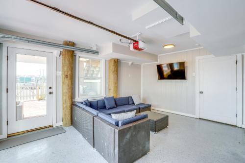 Gallery image of Steps From Sand and Fun Beach Haven Retreat with Pool in Beach Haven