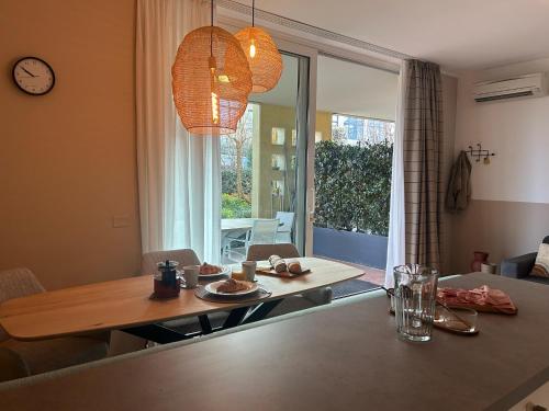 Ruang duduk di Gardazzuro Appartment Deluxe