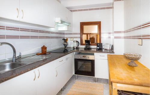 Pet Friendly Apartment In Torrevieja With Wifi