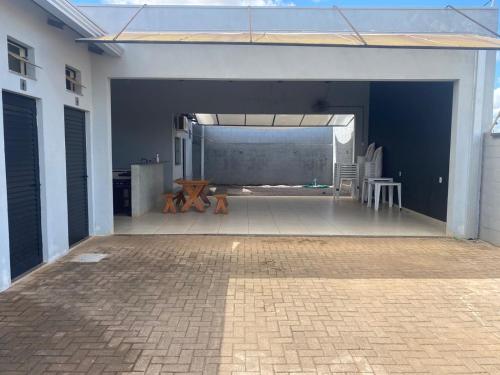 シノプにあるWM Milão Piscina, Churrasqueira e Suíte Privativaのギャラリーの写真