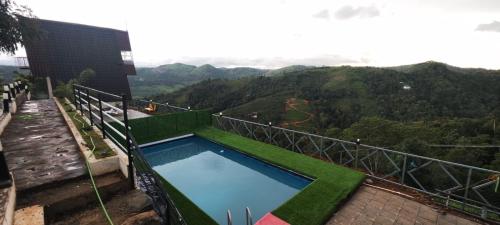 Swimmingpoolen hos eller tæt på Dusk Vistas Resort