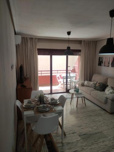 MRV Puerto Marina Con Piscina