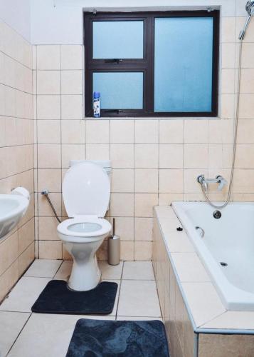 Koupelna v ubytování Ainica Self Catering