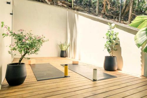 Taman di luar Sukha at Namaste Oasis Condo