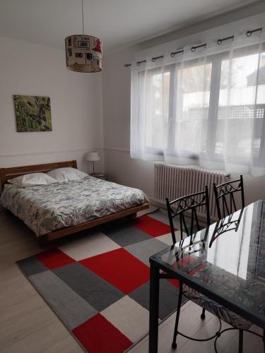 APPARTEMENT CHALEUREUX aux portes de Paris