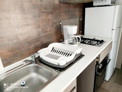 Photo de la galerie de l'établissement Mobile home moderne dans un camping 4 étoiles avec piscine à 300m de la plage !, à Saint-Brévin-lʼOcéan