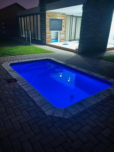 Πισίνα στο ή κοντά στο Batau Villa