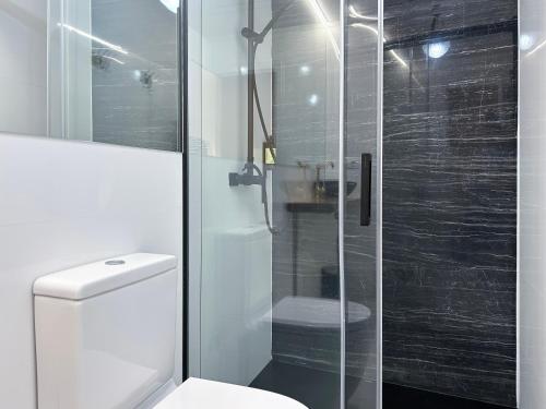 Madrid Experience – 3-Bedroom Central Apartment