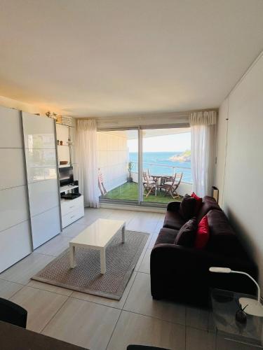 Ruang duduk di Studio front de mer - residence luxe