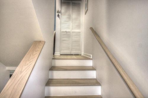 Gambar di galeri bagi 40142 N Carolina Ave di Fenwick Island