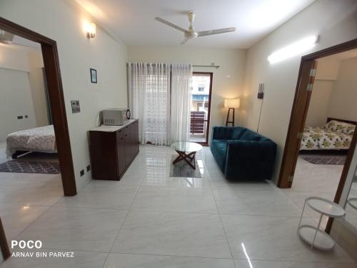 Postel nebo postele na pokoji v ubytování Luxurious Apartment Gulshan 2