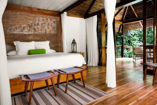 Pacuare Lodge by Böënaにあるベッド