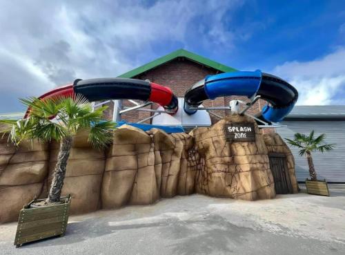 Naturlandskabet i nærheden af campingpladsen