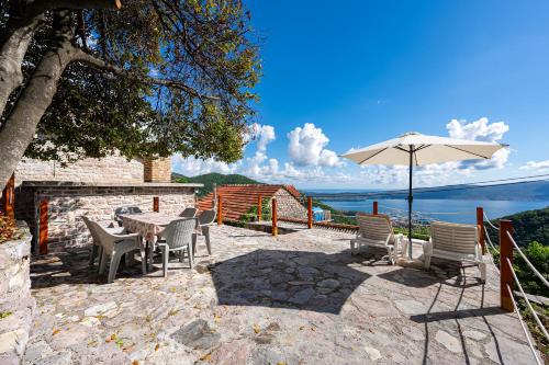 Φυσικό τοπίο κοντά σε αυτή η παραθεριστική κατοικία