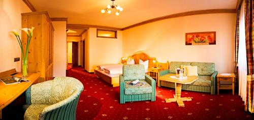 Кът за сядане в Apart Hotel Garni Strasser