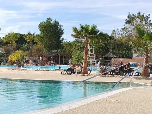 Photo de la galerie de l'établissement MOBIL HOME Le PEINTRE, à Sérignan