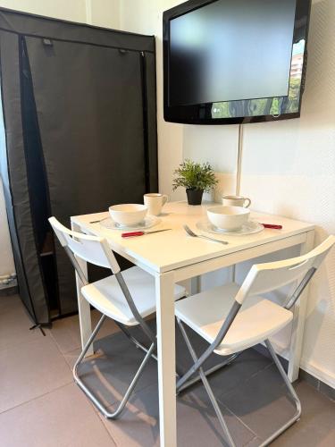 Studio tout confort cité de la gastronomie (3)