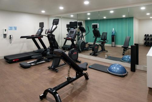 a gym with a bunch of exercise bikes in a room at Holiday Inn Express - Santa Rosa North by IHG in Santa Rosa