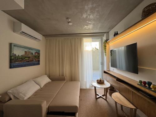 TV/trung tâm giải trí tại Modern apartment in Asunción