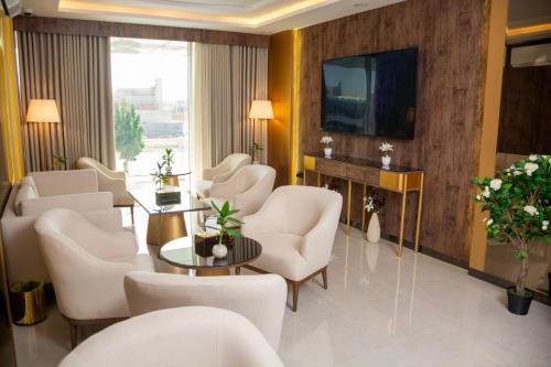 TV a/nebo společenská místnost v ubytování Violette Elit Serviced Apartments
