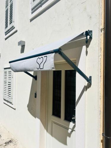 S27-Heritage house in the centre