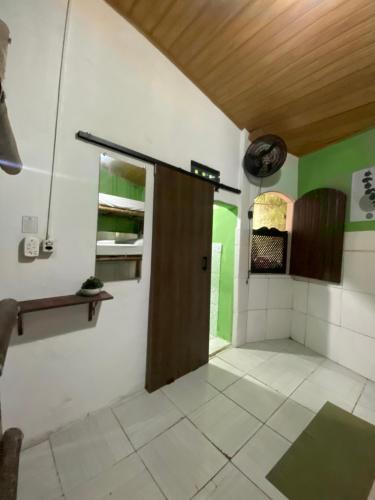 Dapur atau dapur kecil di Hostel Visite Chapäda