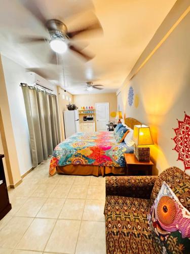 Ένα ή περισσότερα κρεβάτια σε δωμάτιο στο Vaquita Marina House