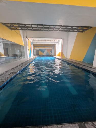 Kolam renang di atau dekat dengan Miya's Crib Staycation A