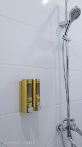 Ένα μπάνιο στο Casaria Hotel