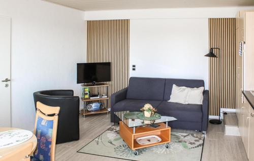TV a/nebo společenská místnost v ubytování Beautiful Apartment In Reifferscheid