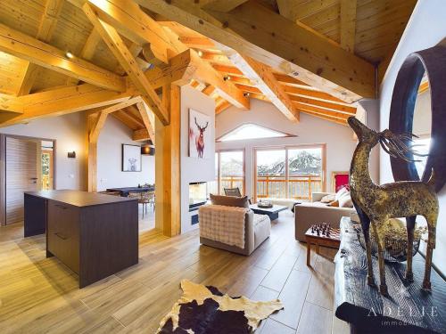 Appartement de luxe 8 pers. avec cheminée, parking, proche pistes et commerces - FR-1-398-683