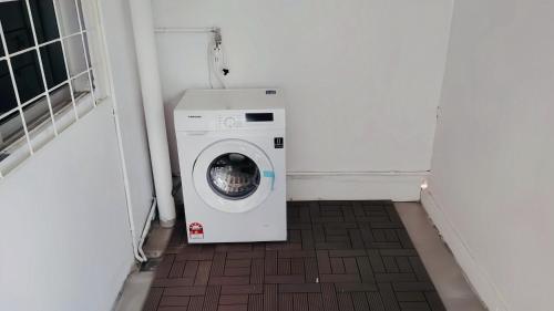 Gambar di galeri bagi ANG LEE RESTHOUSE di Semporna