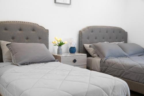 Gallery image of Pacific Pearl 2 bed Apt with FREE PARKING in Santa Monica in Los Angeles
